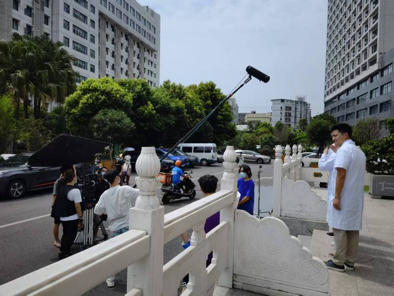 五峰广告片拍摄公司低成本实现高规格制作的诀窍